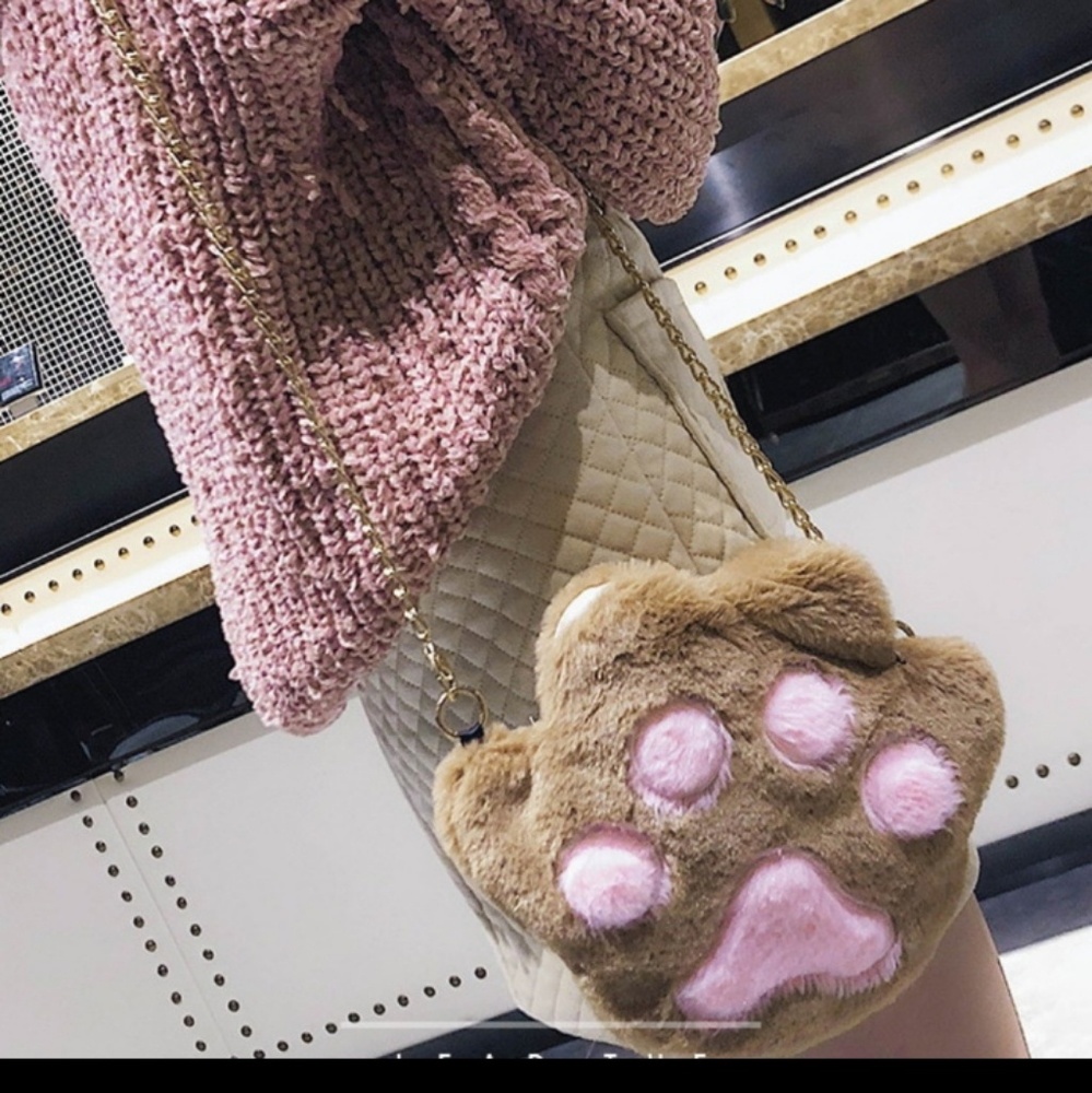 Paw print bags